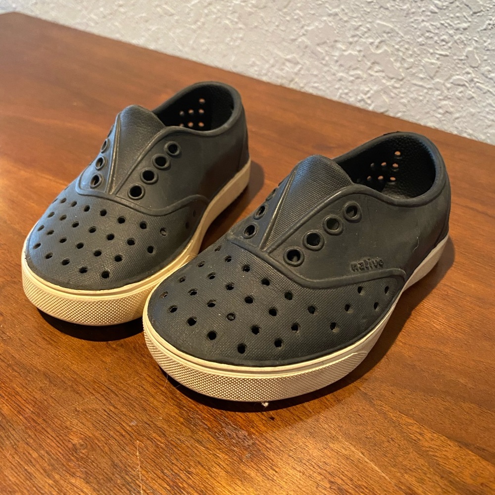Blue native shoes